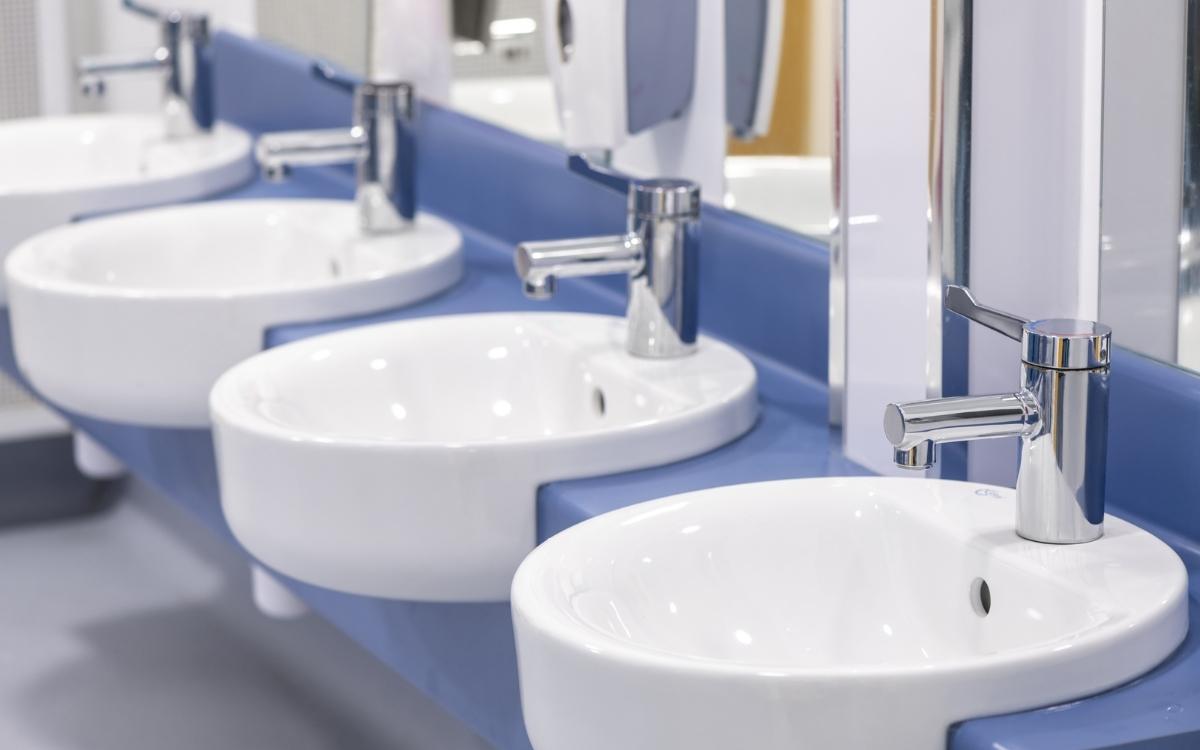 Bathroom & Toilet Cleaning
